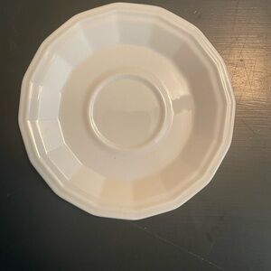 Elegant Cream tea cup Plate​